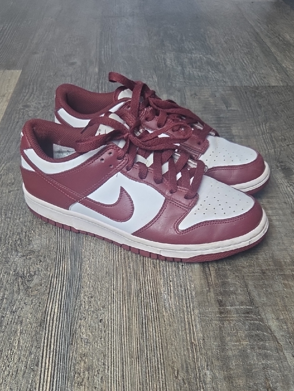 Nike Kids Sneakers Maroon and White Low Top